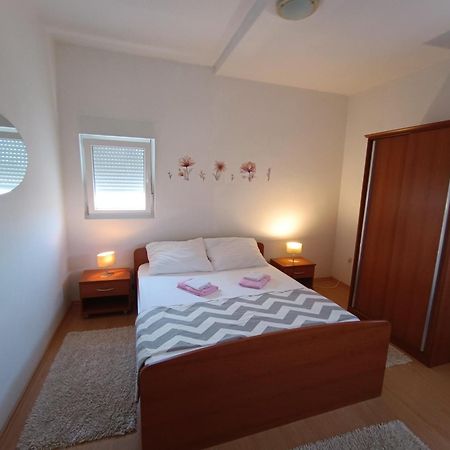 Apartman Lea Sukošan Eksteriør bilde