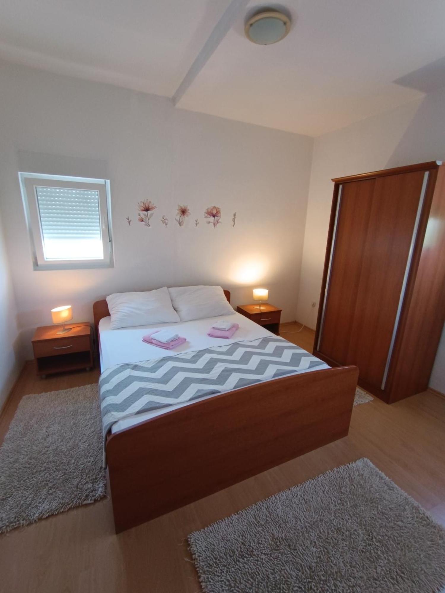 Apartman Lea Sukošan Eksteriør bilde